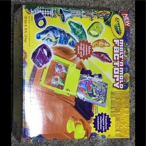 Crayola crayon maker